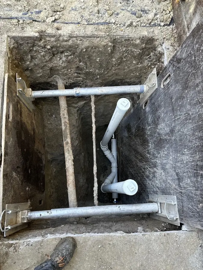 Experienced plumber completing Drain Cleaning work in Hackettstown